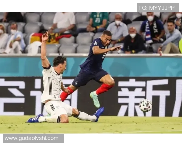 热搜榜第一！战术解析因一举动刷屏全网